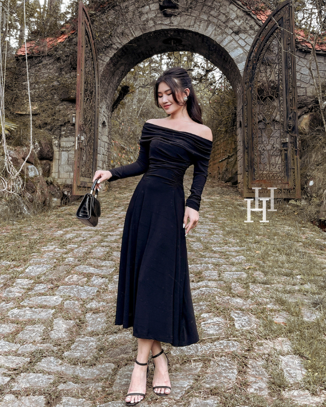Bỏ túi những mẫu váy trễ vai giúp nàng nổi bật | IVY moda