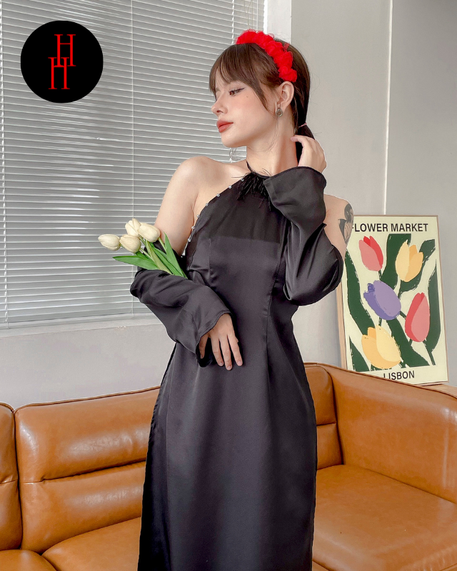 Set bộ áo dài yếm màu đen tay dài viền lông vũ đính hạt phối quần tây lai đen HS143 Hỉn Hỉn Store